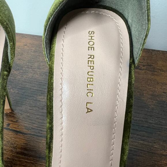 Olive Green Velvet Ankle Strap Stiletto Heels Sz 10 Holiday Event Party Cocktail - Picture 9 of 9